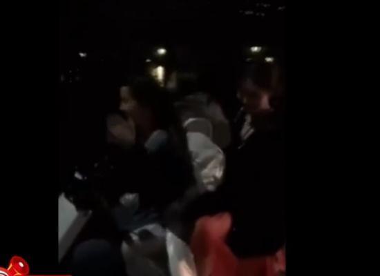 双鱼吃瓜群众视频真实吗,揭秘真相还是网络谣言？